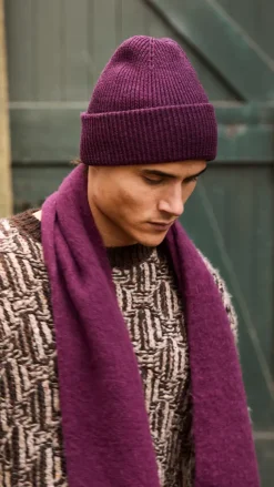 Barts Ulvor Beanie aubergine Clearance